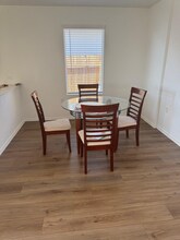 1000 Willkomen Wy in Pflugerville, TX - Foto de edificio - Building Photo