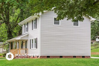 511 Foxcroft Dr in Winston-Salem, NC - Building Photo - Building Photo