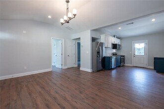 331 Camilla Cir SW in Mableton, GA - Building Photo - Building Photo