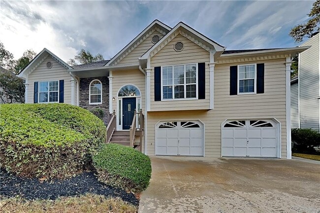 property at 4011 Cinnamon Fern Ln