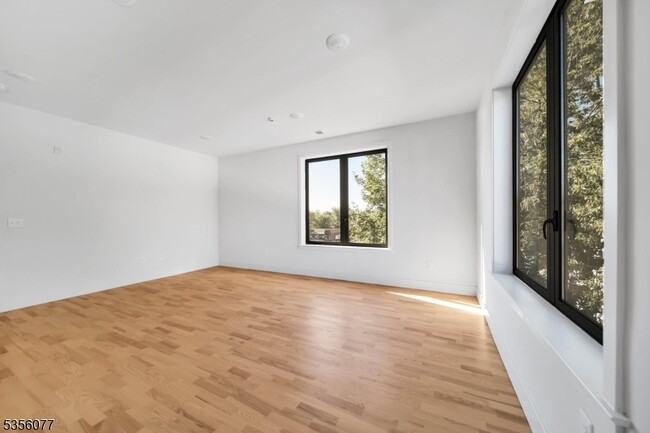 property at 1037 Amboy Ave