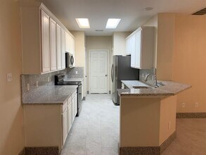 42 Blue Creek Pl in Spring, TX - Building Photo - Building Photo