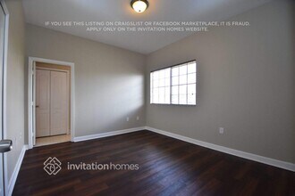 13526 SW 177th Terrace in Miami, FL - Foto de edificio - Building Photo