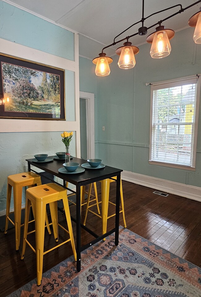 607 Gaskill St SE, Unit A in Atlanta, GA - Foto de edificio - Building Photo