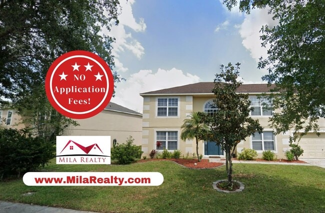 property at 2915 Holly Berry Ct