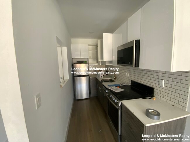 15 Peterborough St, Unit 15