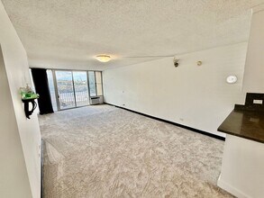 2474 Kapiolani Blvd in Honolulu, HI - Building Photo - Building Photo