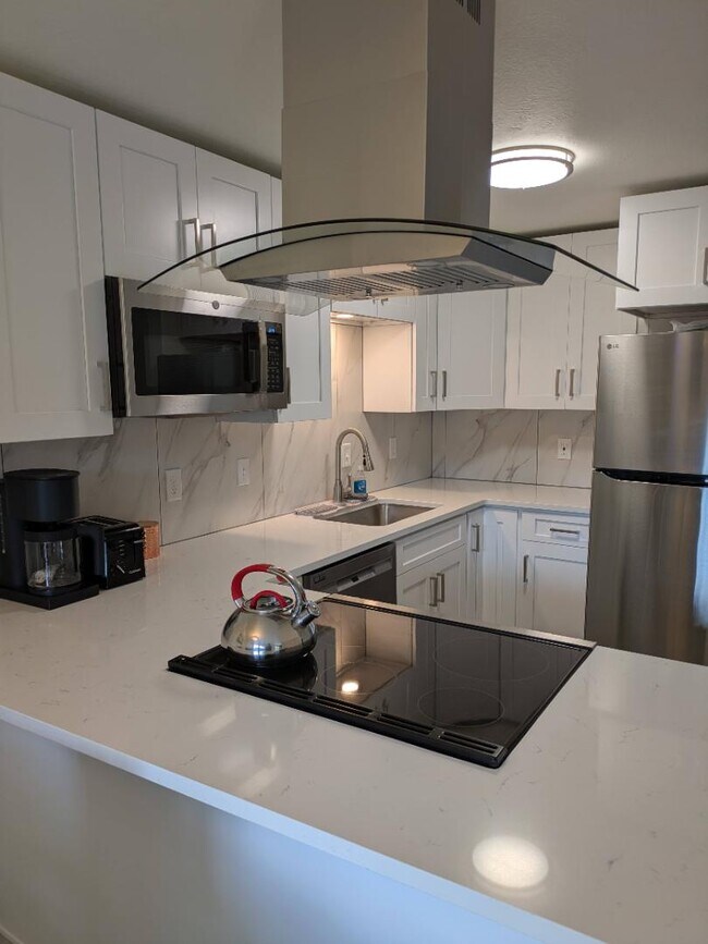 425 Manhattan Dr in Boulder, CO - Building Photo - Building Photo