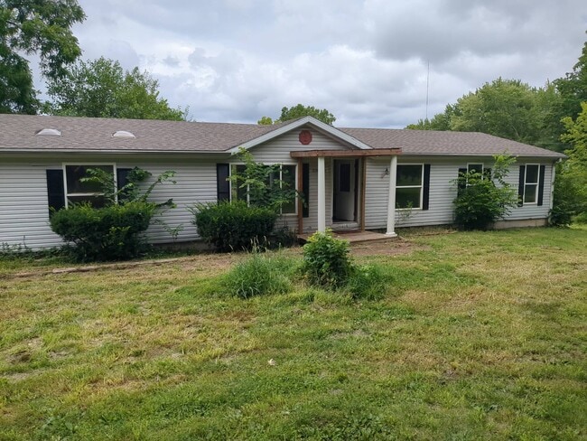 property at 2714 S Westport Rd