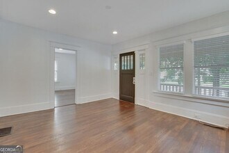 860 Metropolitan Pkwy SW in Atlanta, GA - Building Photo - Building Photo