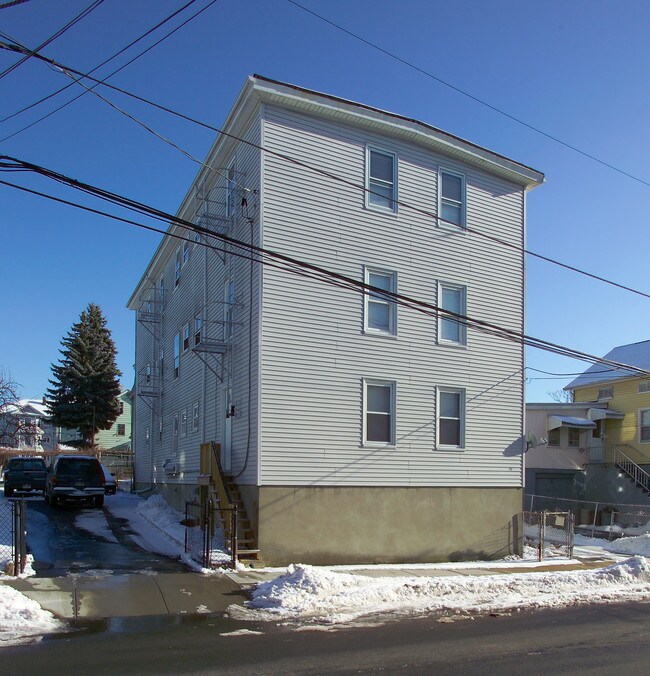 41 Orange St in Fall River, MA - Building Photo - Building Photo