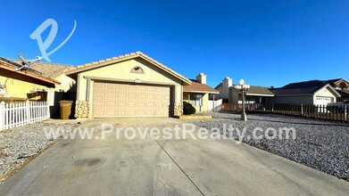 8361 Dove Creek Trail in Hesperia, CA - Building Photo - Building Photo