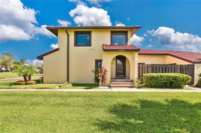 435 Hunter Cir in Kissimmee, FL - Building Photo - Building Photo