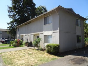 1505 W 3rd St in Chico, CA - Building Photo - Building Photo