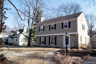 5301 Graceland Ave in Indianapolis, IN - Building Photo - Building Photo
