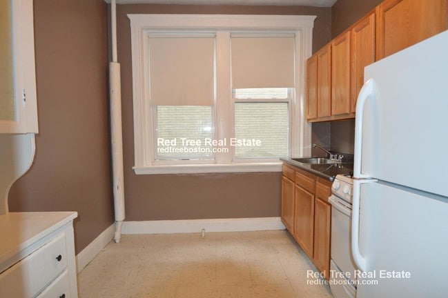 property at 1810 Commonwealth Ave
