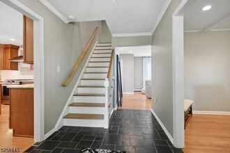 204 Deerfield Ln in Franklin Lakes, NJ - Building Photo - Building Photo