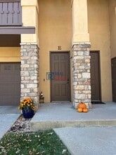9895 W Freiburg Dr in Littleton, CO - Building Photo - Building Photo