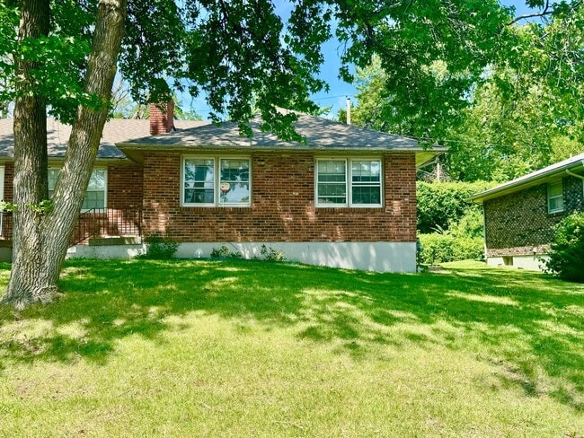 property at 5404-5406 Ditzler Ave