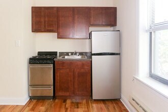 4551 N Damen Ave in Chicago, IL - Building Photo - Building Photo