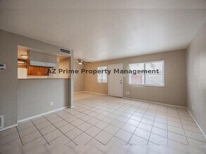 5041 N 39th Dr in Phoenix, AZ - Building Photo - Building Photo