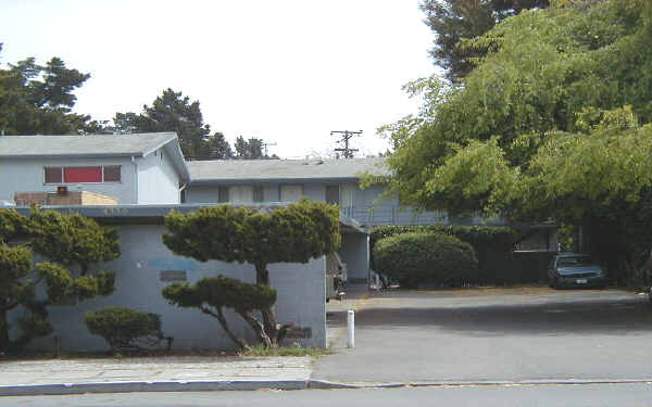 4330 Appian Way in El Sobrante, CA - Building Photo - Building Photo