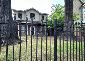 65 N Belvedere Blvd in Memphis, TN - Building Photo