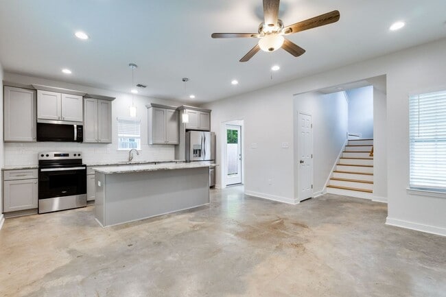 204 Romero St in Youngsville, LA - Building Photo - Building Photo