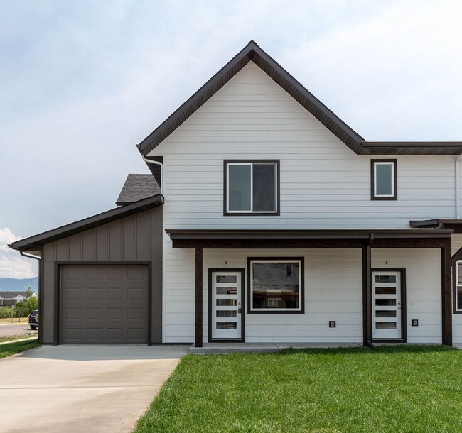 693 Rookery Ln in Bozeman, MT - Foto de edificio - Building Photo