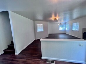 7534 Whimbleton Way in Reno, NV - Building Photo - Building Photo