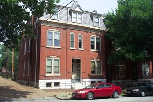 2515-2517 S 12th St Apartamentos