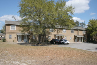 Park Sands Townhomes in Tampa, FL - Building Photo - Building Photo