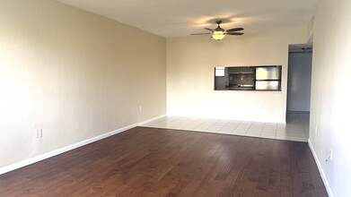 2760 Banyan Rd, Unit 24 in Boca Raton, FL - Building Photo - Building Photo
