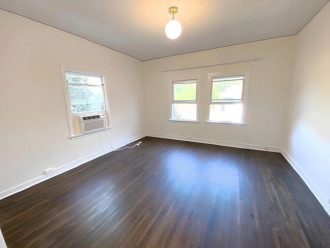 920 N Hoover St, Unit C in Los Angeles, CA - Building Photo - Building Photo