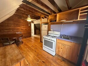 110 Estey St in Brattleboro, VT - Building Photo - Building Photo