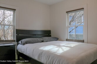 18 Rock City Rd in Woodstock, NY - Building Photo - Building Photo