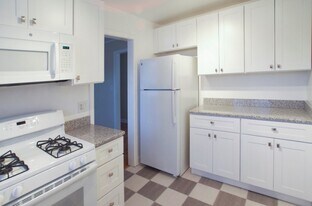 40 Blackhawk Rd in Highland Park, IL - Building Photo