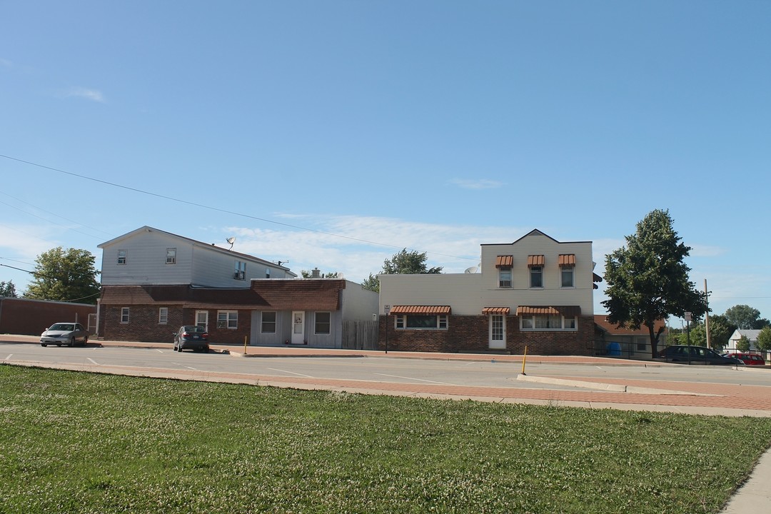 125 E Mississippi St in Elwood, IL - Foto de edificio