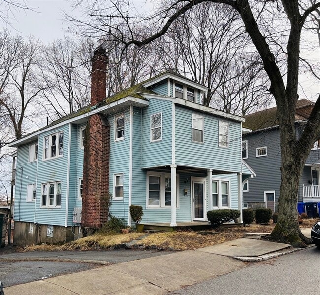 property at 105 Nottinghill Rd