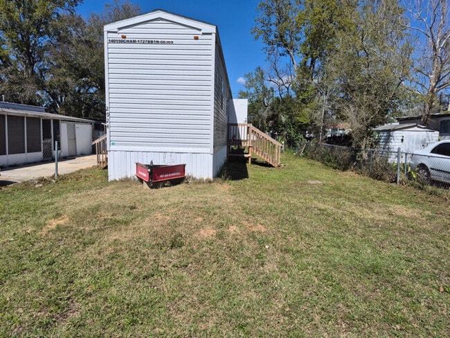 2920 Dover Ln in Lakeland, FL - Foto de edificio - Building Photo