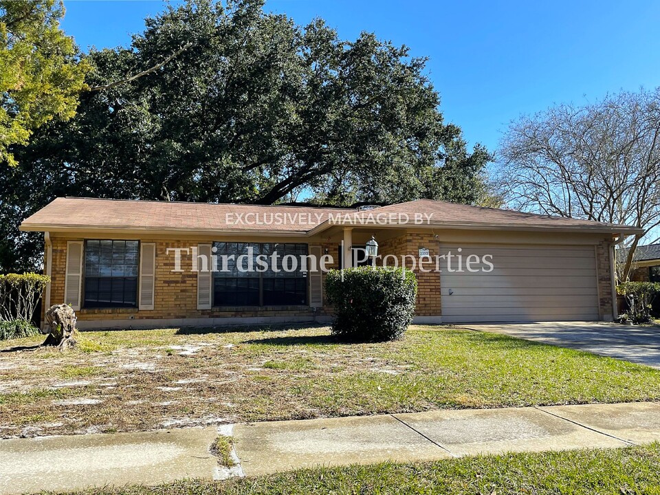 3733 Spring Lake Rd in Jacksonville, FL - Building Photo