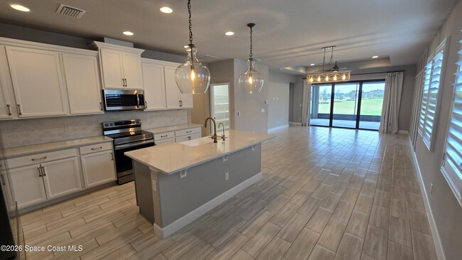 2327 Kamin Dr in Melbourne, FL - Building Photo - Building Photo