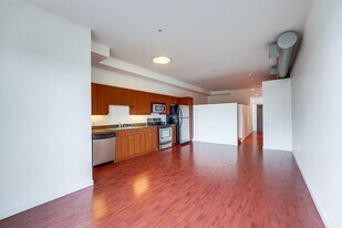 889 Date St, Unit 889 Date St Unit 338 in San Diego, CA - Building Photo