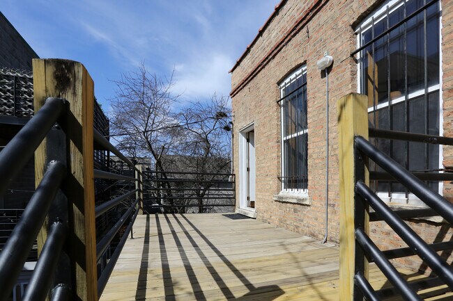 1506 W Erie St in Chicago, IL - Building Photo - Building Photo