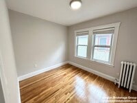 120 Hillside St photo'