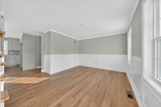 3 Earle St in Fairhaven, MA - Building Photo - Building Photo