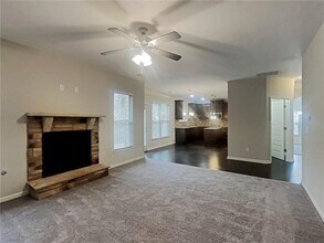 8080 Stillmist Dr in Fairburn, GA - Building Photo - Building Photo