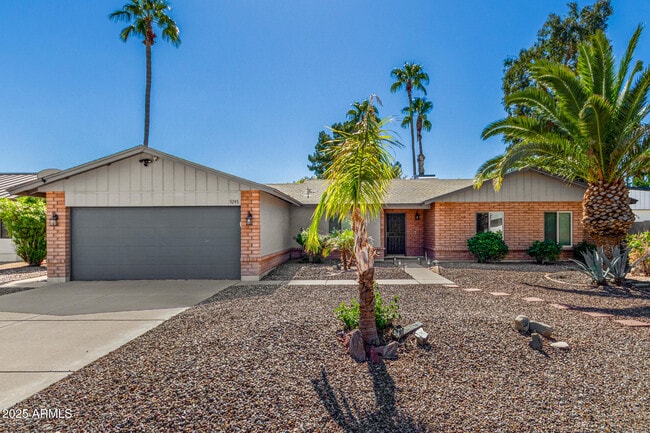 property at 9245 E Laurel Ln