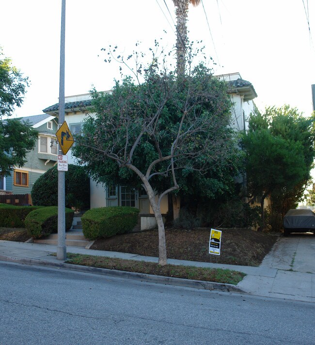 816-818 N La Fayette Park Pl in Los Angeles, CA - Foto de edificio - Building Photo