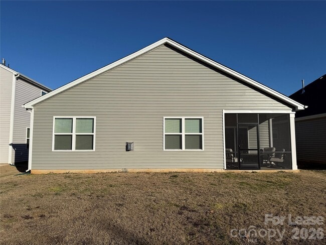 1421 6th St NE in Hickory, NC - Building Photo - Building Photo